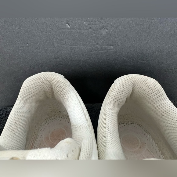 On THE ROGER Pro White Indigo Blue Tennis Shoes 48.98721 Men’s Size 11 - Picture 11 of 11